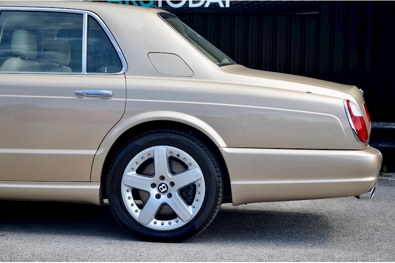 Bentley Arnage T Special Colour + Fully Documted History + Previously Supplied by Us Image 36