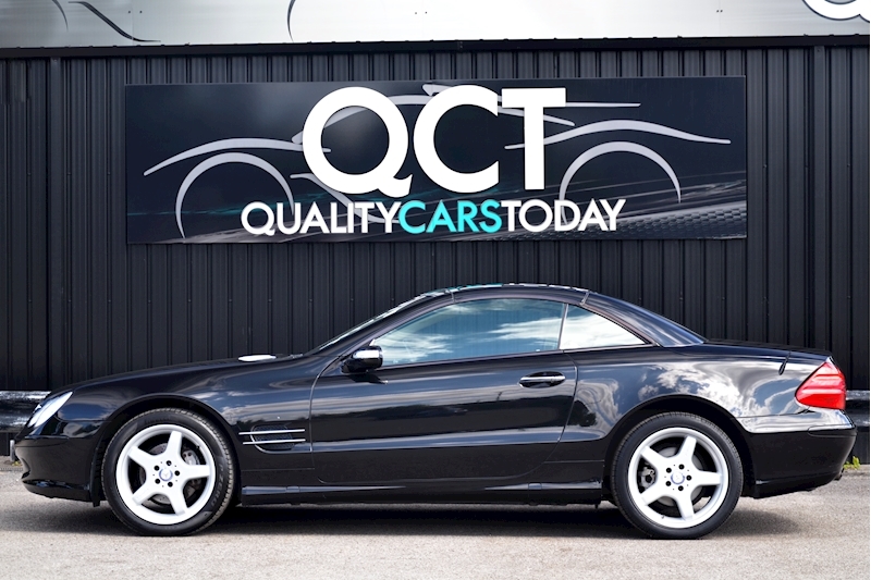 Mercedes-Benz SL 350 Panoramic Roof + AMG Wheels + BOSE + Black Ash Wood Image 28