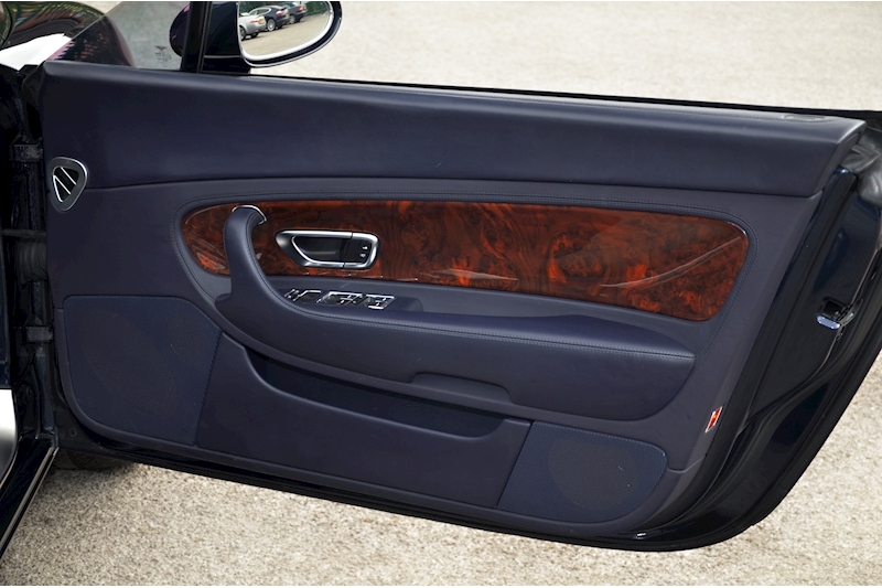 Bentley Continental GTC W12 Dark Sapphire + Nautic Hide + Massage Seats Image 17
