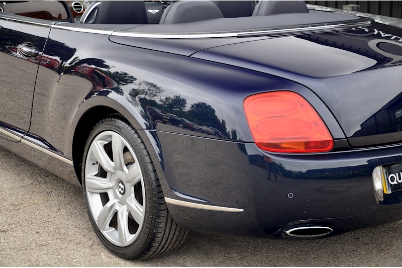 Bentley Continental GTC W12 Dark Sapphire + Nautic Hide + Massage Seats Image 29