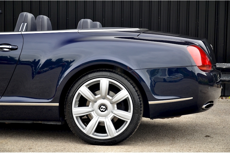 Bentley Continental GTC W12 Dark Sapphire + Nautic Hide + Massage Seats Image 28
