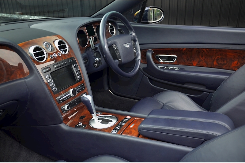 Bentley Continental GTC W12 Dark Sapphire + Nautic Hide + Massage Seats Image 8