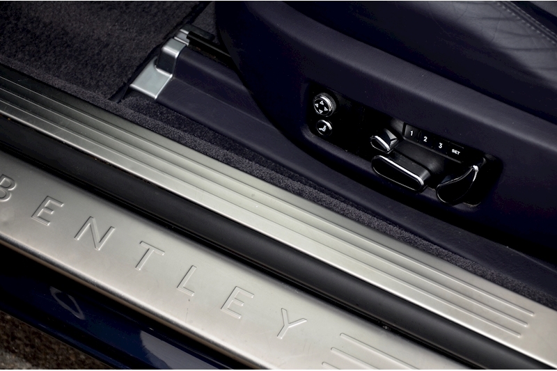 Bentley Continental GTC W12 Dark Sapphire + Nautic Hide + Massage Seats Image 37