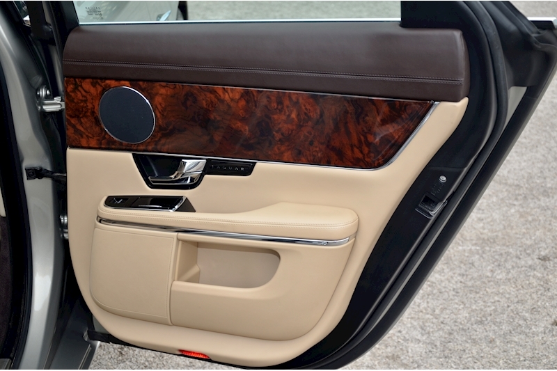 Jaguar XJ Premium Luxury Rare Cashmere Metallic + 2 Former Keepers + Fully Documented History Image 18