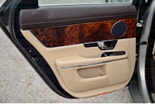 Jaguar XJ Premium Luxury Rare Cashmere Metallic + 2 Former Keepers + Fully Documented History - Thumb 40