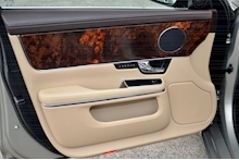 Jaguar XJ Premium Luxury Rare Cashmere Metallic + 2 Former Keepers + Fully Documented History - Thumb 42