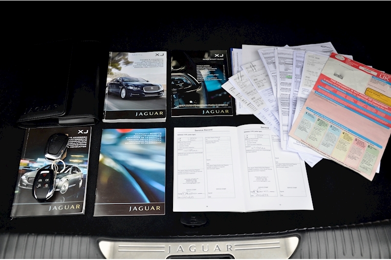 Jaguar XJ Premium Luxury Rare Cashmere Metallic + 2 Former Keepers + Fully Documented History Image 48