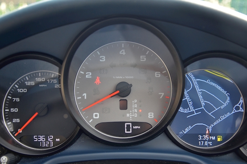 Porsche Panamera 4.8 V8 4S Hatchback 5dr Petrol PDK 4WD Euro 5 (s/s) (400 ps) Image 25