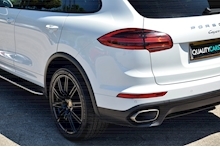 Porsche Cayenne Panoramic Roof + Air Suspension + Over £15k in Cost Options - Thumb 32