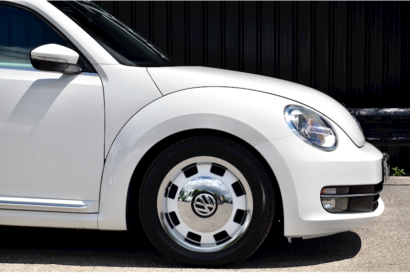 Volkswagen Beetle 1.2 TSI Design DSG 1 Former Keeper + Full Service History + DSG Automatic Image 18