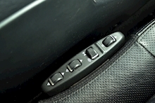 Mercedes-Benz G350 V6 CDI Designo Graphite + MB Rear Screens - Thumb 24