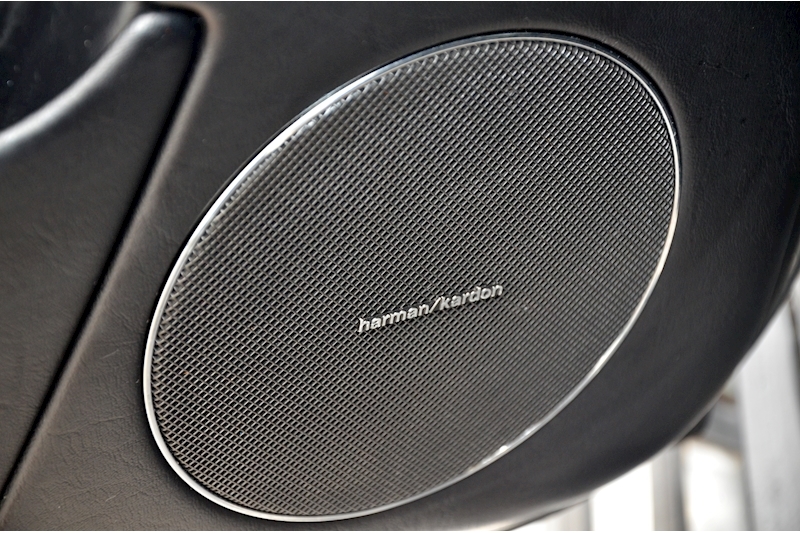 Mercedes-Benz G350 V6 CDI Designo Graphite + MB Rear Screens Image 35