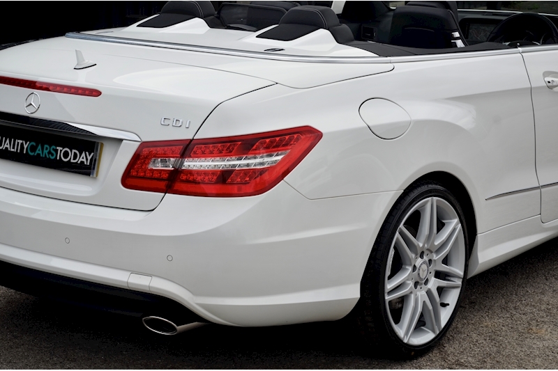 Mercedes-Benz E350 CDI Sport Convertible Air Scarf + Heated Seats + COMAND + AMG Sports Pack Image 11