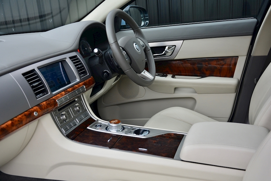 Jaguar Xf Xf V6 Premium Luxury 3.0 4dr Saloon Automatic Diesel Image 20