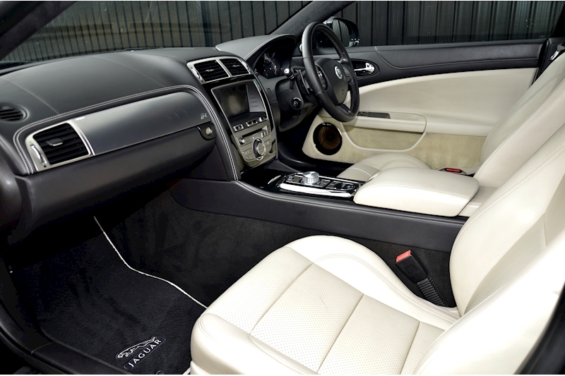 Jaguar XKR 5.0 V8 Coupe 2dr Petrol Auto Euro 5 (510 ps) Image 2
