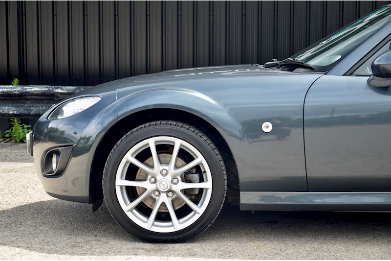 Mazda MX-5 Sport Tech Roadster + Heated Leather + LSD + BOSE Image 25