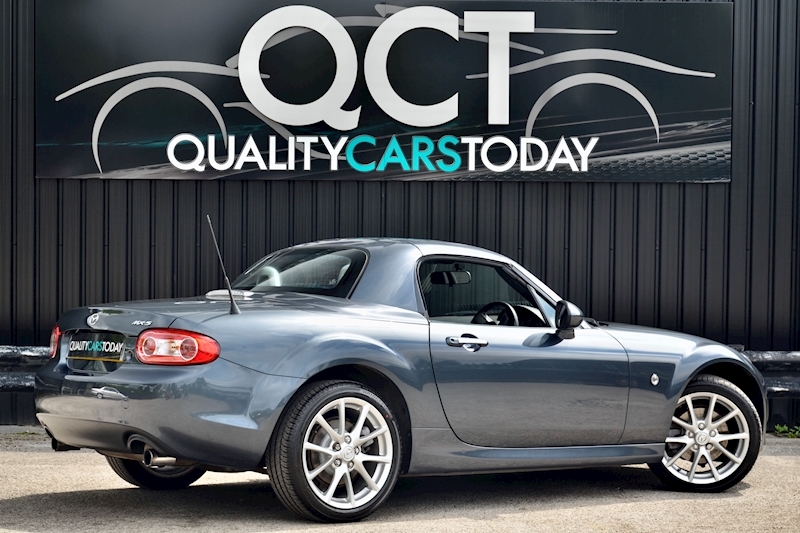 Mazda MX-5 Sport Tech Roadster + Heated Leather + LSD + BOSE Image 10