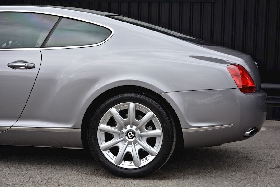 Bentley Continental GT 6.0 W12 Continental GT 6.0 Image 15