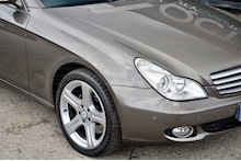 Mercedes-Benz CLS 500 Huge Rare Spec + Nappa + Sunroof + Harmon Kardon + Keyless Go - Thumb 14