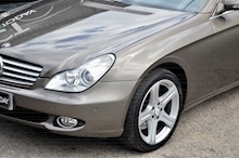 Mercedes-Benz CLS 500 Huge Rare Spec + Nappa + Sunroof + Harmon Kardon + Keyless Go - Thumb 27