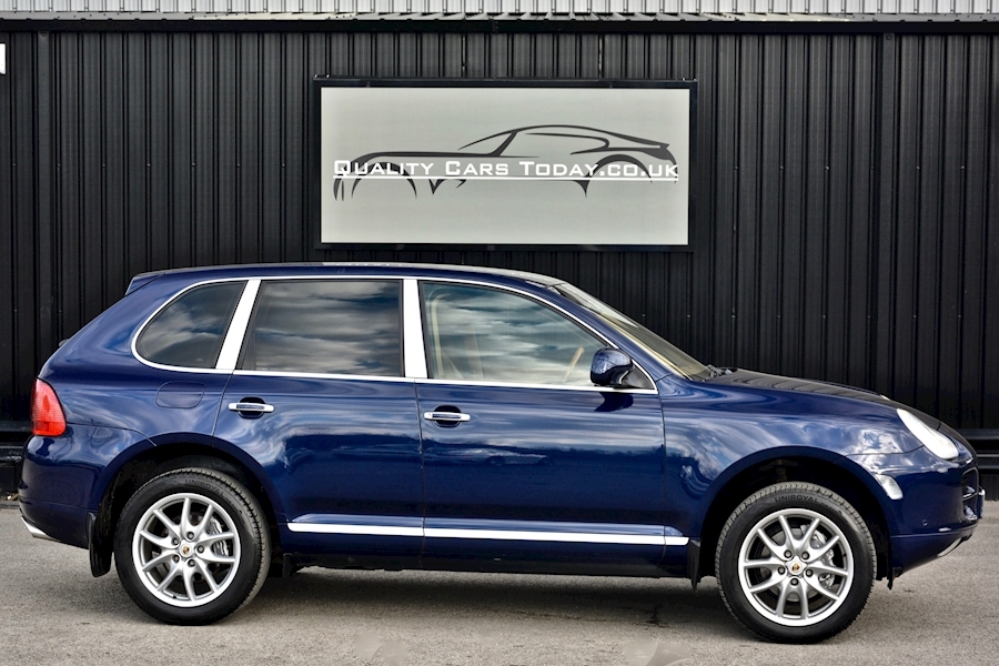 Porsche Cayenne 3.2 V6 Full Service History + Previously Supplied by Ourselves Image 4