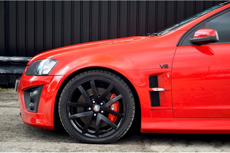 Vauxhall VXR8 Manual 6.0 LS2 V8 + Walkinshaw Upgrade Image 17