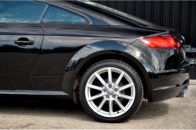 Audi TT 2.0 TDI Ultra Sport 1 Former Keeper + Mythos Black + Virtual Dash Image 22