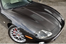 Jaguar XKR-S 