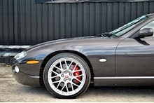 Jaguar XKR-S 