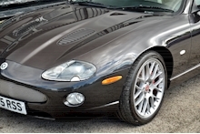 Jaguar XKR-S 