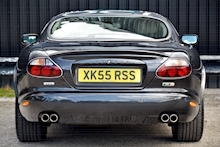 Jaguar XKR-S 