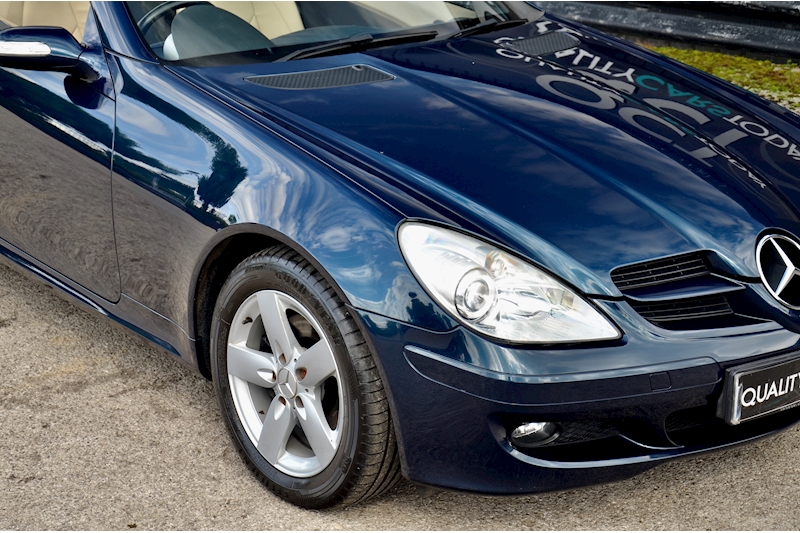 Mercedes-Benz SLK 3.0 SLK280 Convertible 2dr Petrol 7G-Tronic (222 g/km, 231 bhp) Image 17