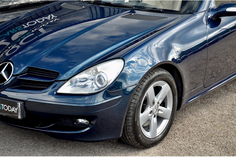 Mercedes-Benz SLK 3.0 SLK280 Convertible 2dr Petrol 7G-Tronic (222 g/km, 231 bhp) Image 27