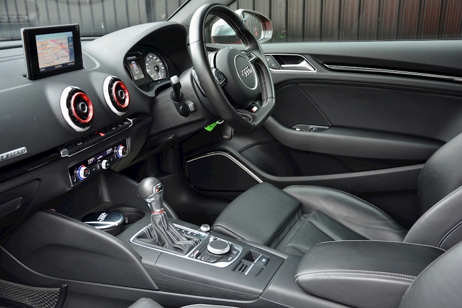 Audi S3 Quattro S Tronic 1 Owner + Sports Seats + Black Pack + B&O + Milltek Image 27