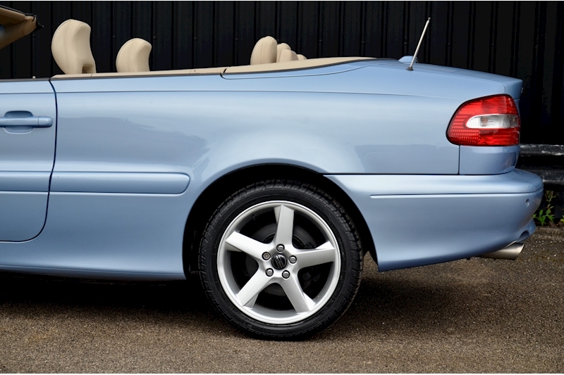 Volvo C70 GT Convertible C70 GT Convertible 2.4 2dr Convertible Automatic Petrol Image 34