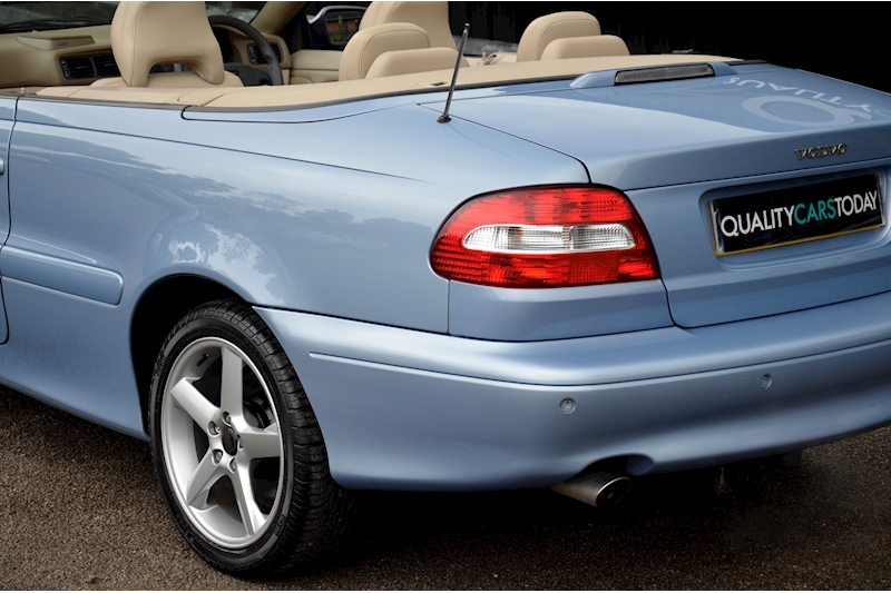 Volvo C70 GT Convertible C70 GT Convertible 2.4 2dr Convertible Automatic Petrol Image 36