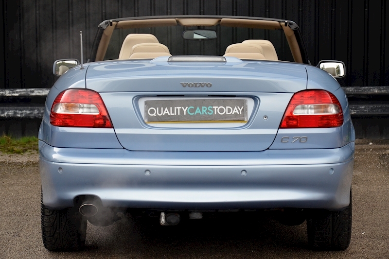 Volvo C70 GT Convertible C70 GT Convertible 2.4 2dr Convertible Automatic Petrol Image 4