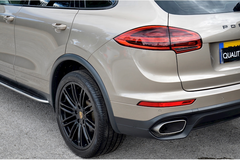 Porsche Cayenne D Over £20k in Cost Options + Huge / Rare Spec Image 46