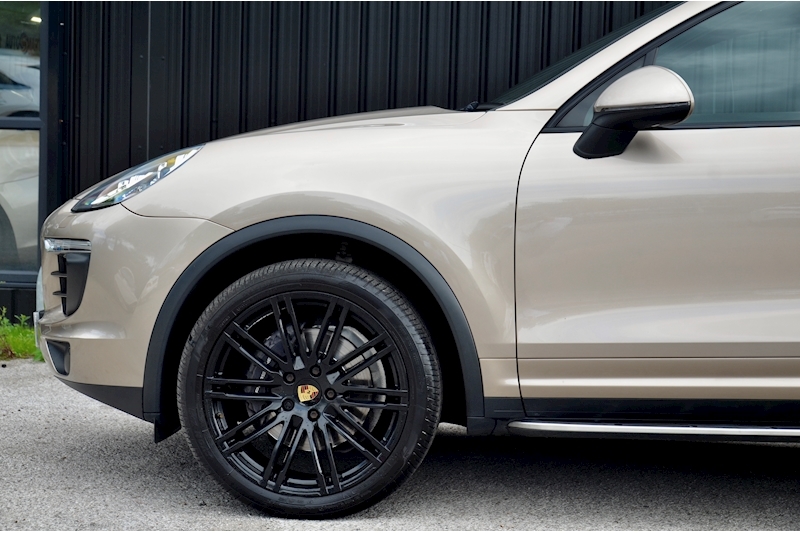 Porsche Cayenne D Over £20k in Cost Options + Huge / Rare Spec Image 44