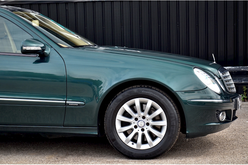 Mercedes-Benz E350 Elegance Rare Colour + Rare Model + Beautiful Example Image 18