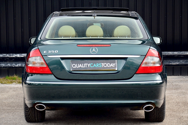 Mercedes-Benz E350 Elegance Rare Colour + Rare Model + Beautiful Example Image 4