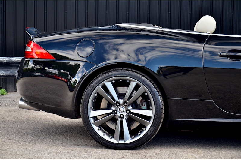 Jaguar XKR Convertible Performance Aero Pack + Adaptive Cruise Control Image 19