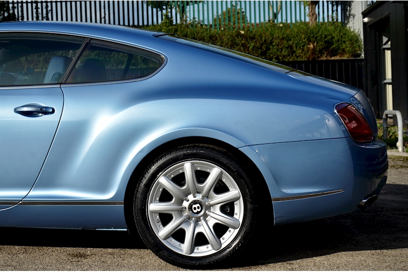 Bentley Continental GT W12 Continental GT W12 6.0 2dr Coupe Automatic Petrol Image 13