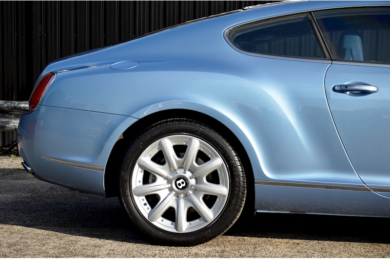 Bentley Continental GT W12 Continental GT W12 6.0 2dr Coupe Automatic Petrol Image 22