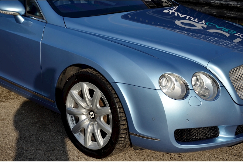 Bentley Continental GT W12 Continental GT W12 6.0 2dr Coupe Automatic Petrol Image 24