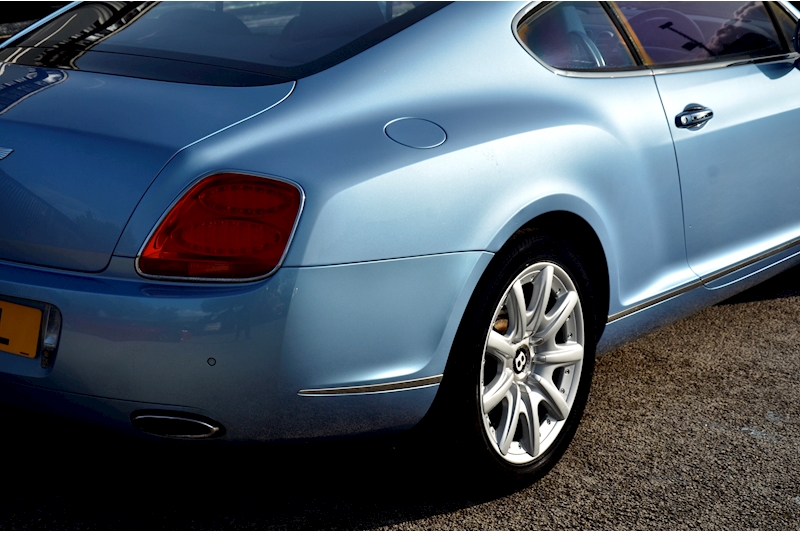 Bentley Continental GT W12 Continental GT W12 6.0 2dr Coupe Automatic Petrol Image 21