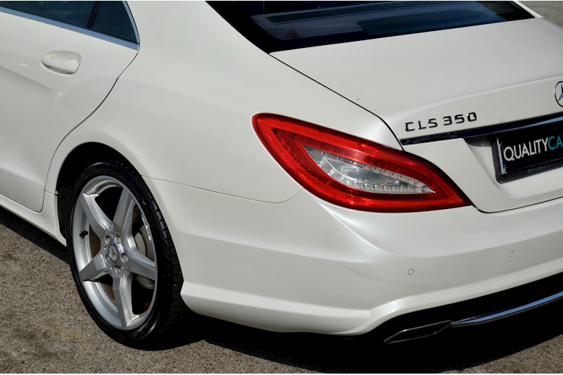 Mercedes-Benz CLS 3.0 CLS350 CDI V6 BlueEfficiency Sport Coupe 4dr Diesel G-Tronic+ Euro 5 (265 ps) Image 12