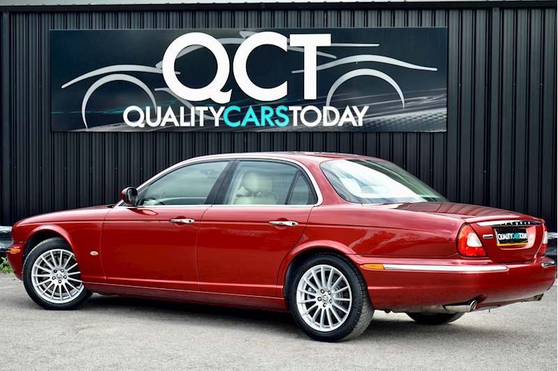 Jaguar XJ6 Executive 3.0 V6 + Radiance Red + Outstanding Condition Image 8