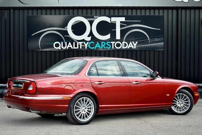 Jaguar XJ6 Executive 3.0 V6 + Radiance Red + Outstanding Condition Image 9