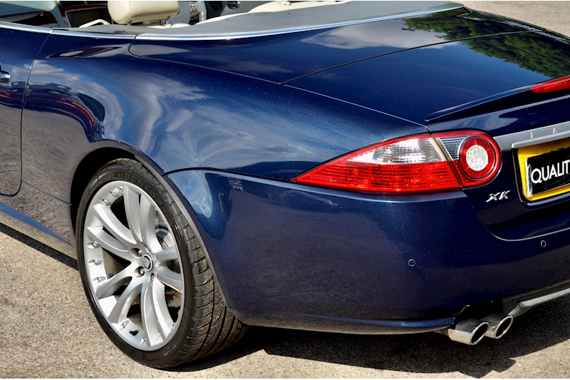 Jaguar XKR 4.2 V8 Convertible 2dr Petrol Auto Euro 4 (420 ps) Image 13